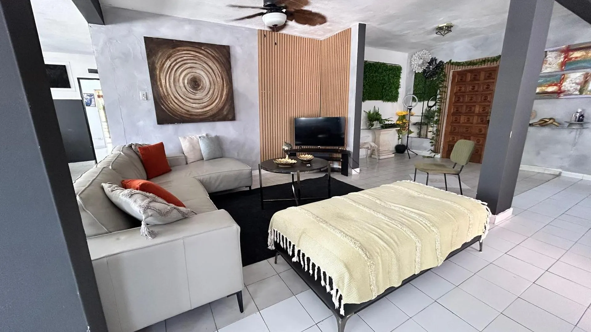 Casa vacanze Villa Big House Next To The Airport San Juan